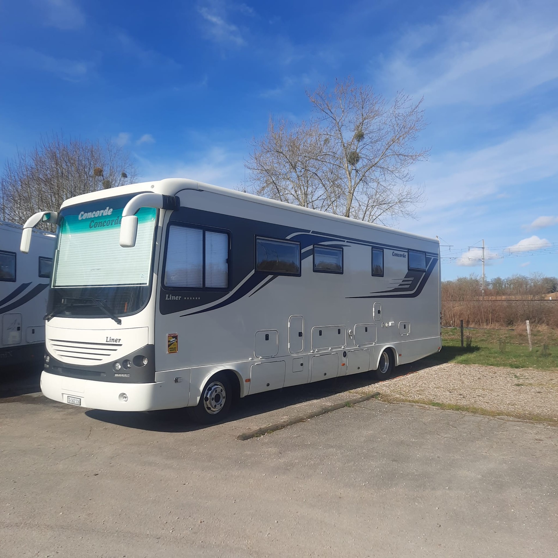 CONCORDE Liner 990G mit Motorradgarage auf MAN TGL 12.250-image-0