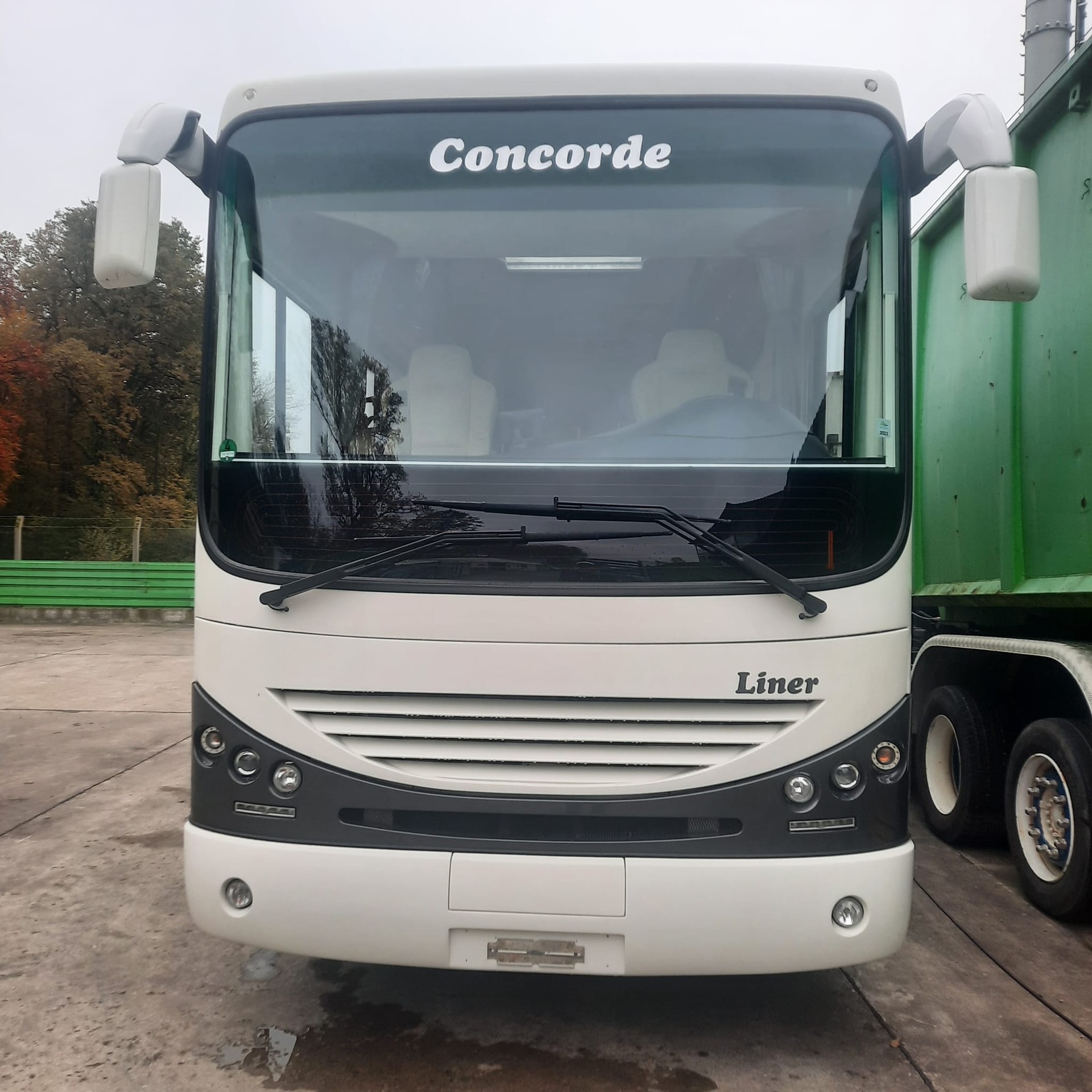CONCORDE Liner 990G mit Motorradgarage auf MAN TGL 12.250-image-3