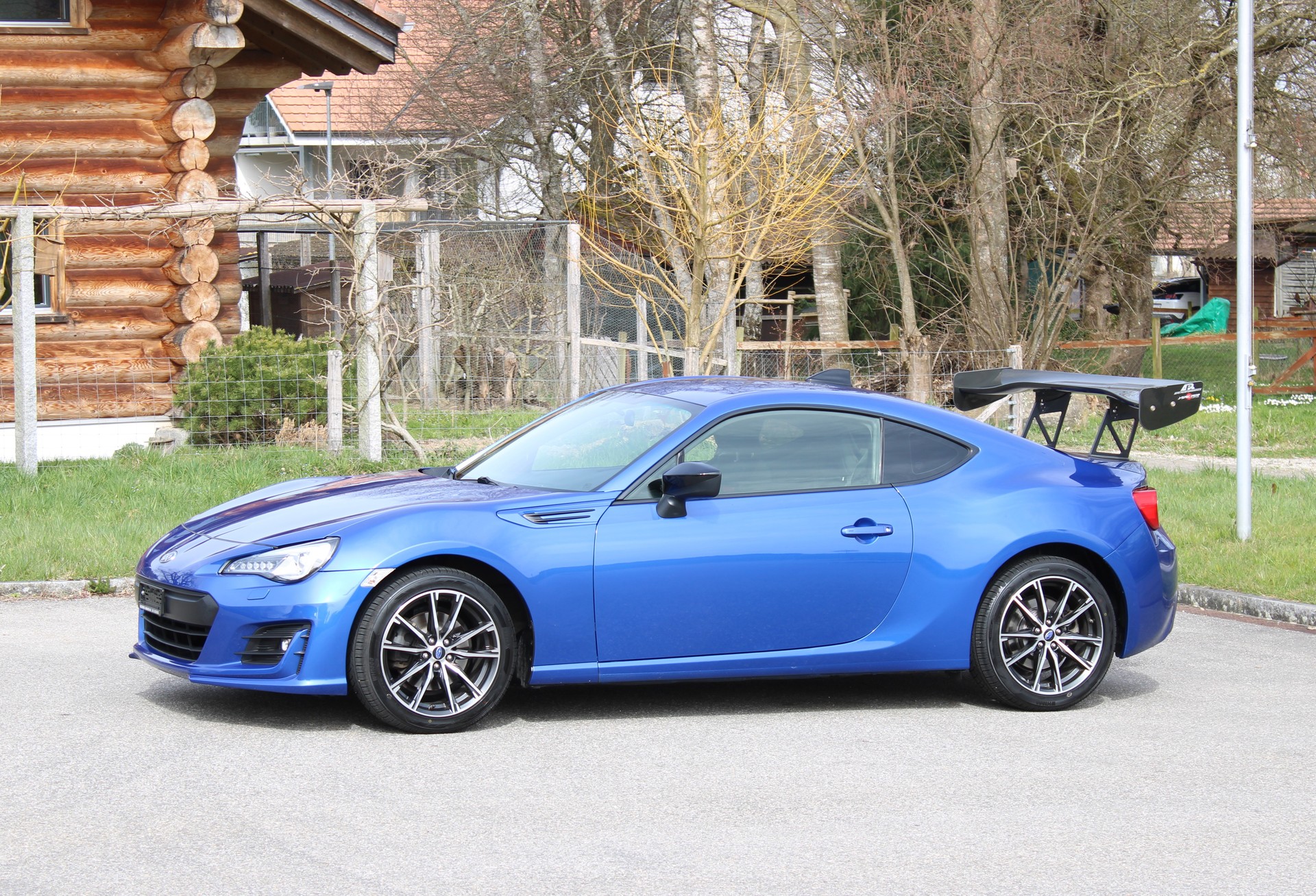 SUBARU BRZ 2.0R-image-0