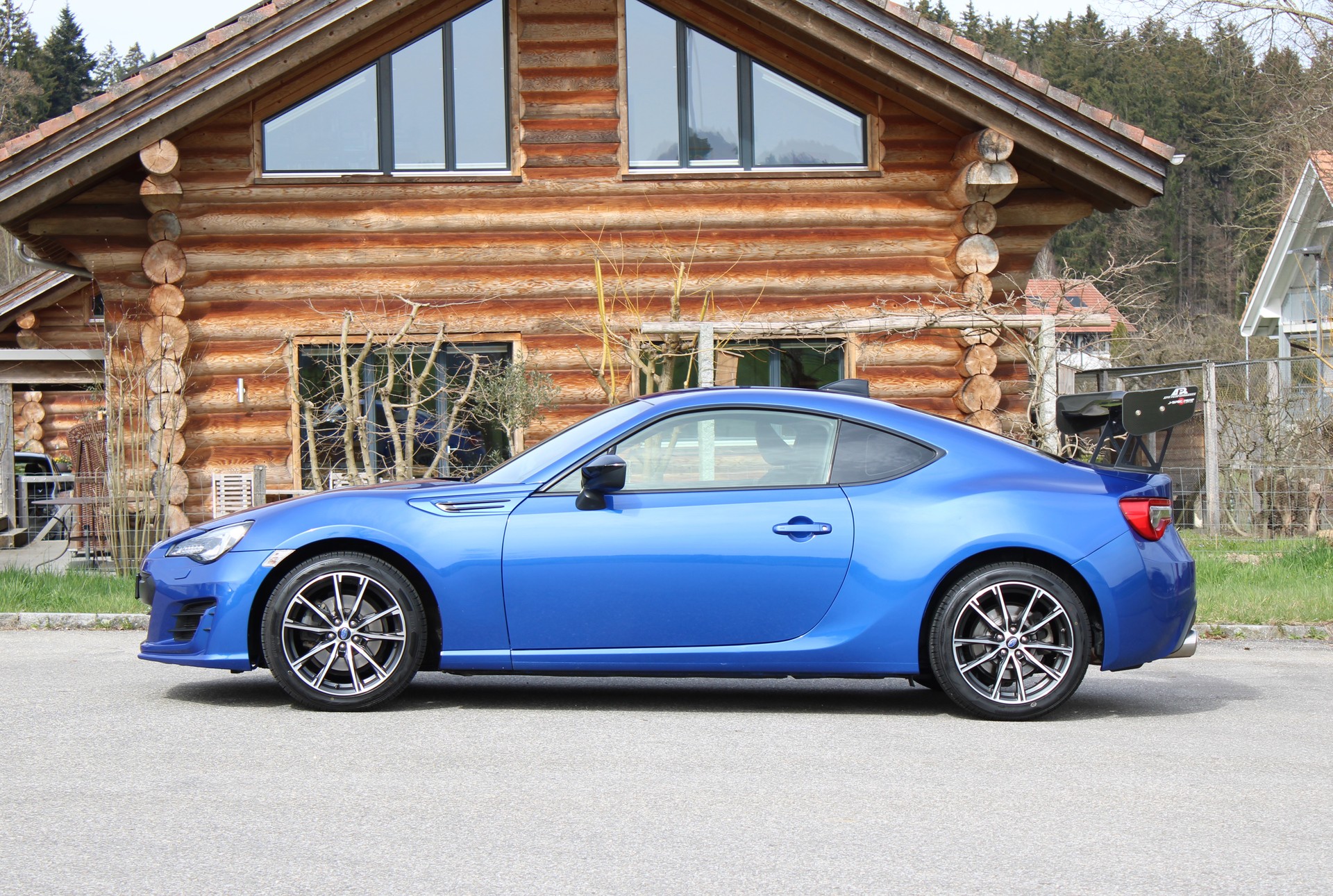 SUBARU BRZ 2.0R-image-5