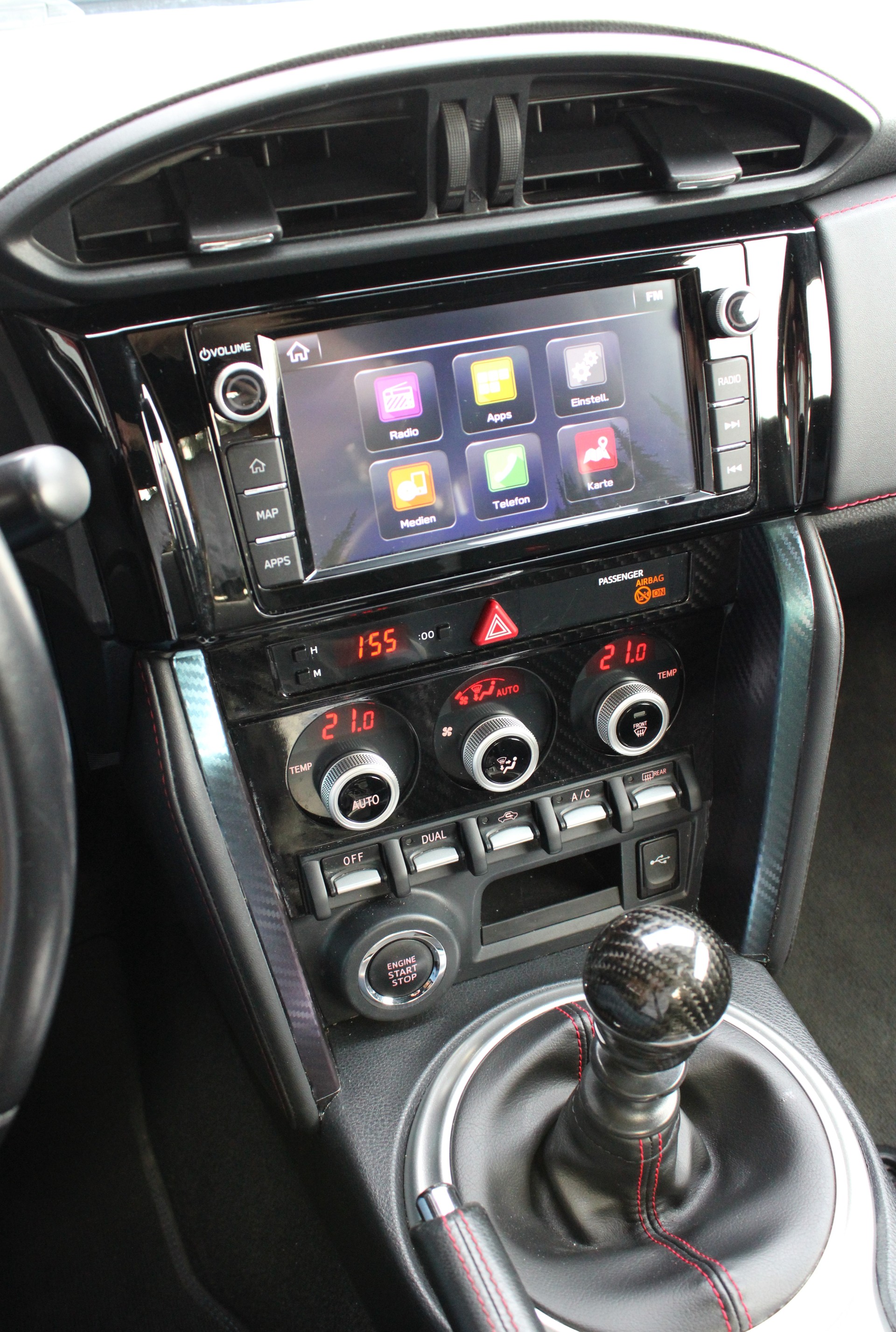 SUBARU BRZ 2.0R-image-13