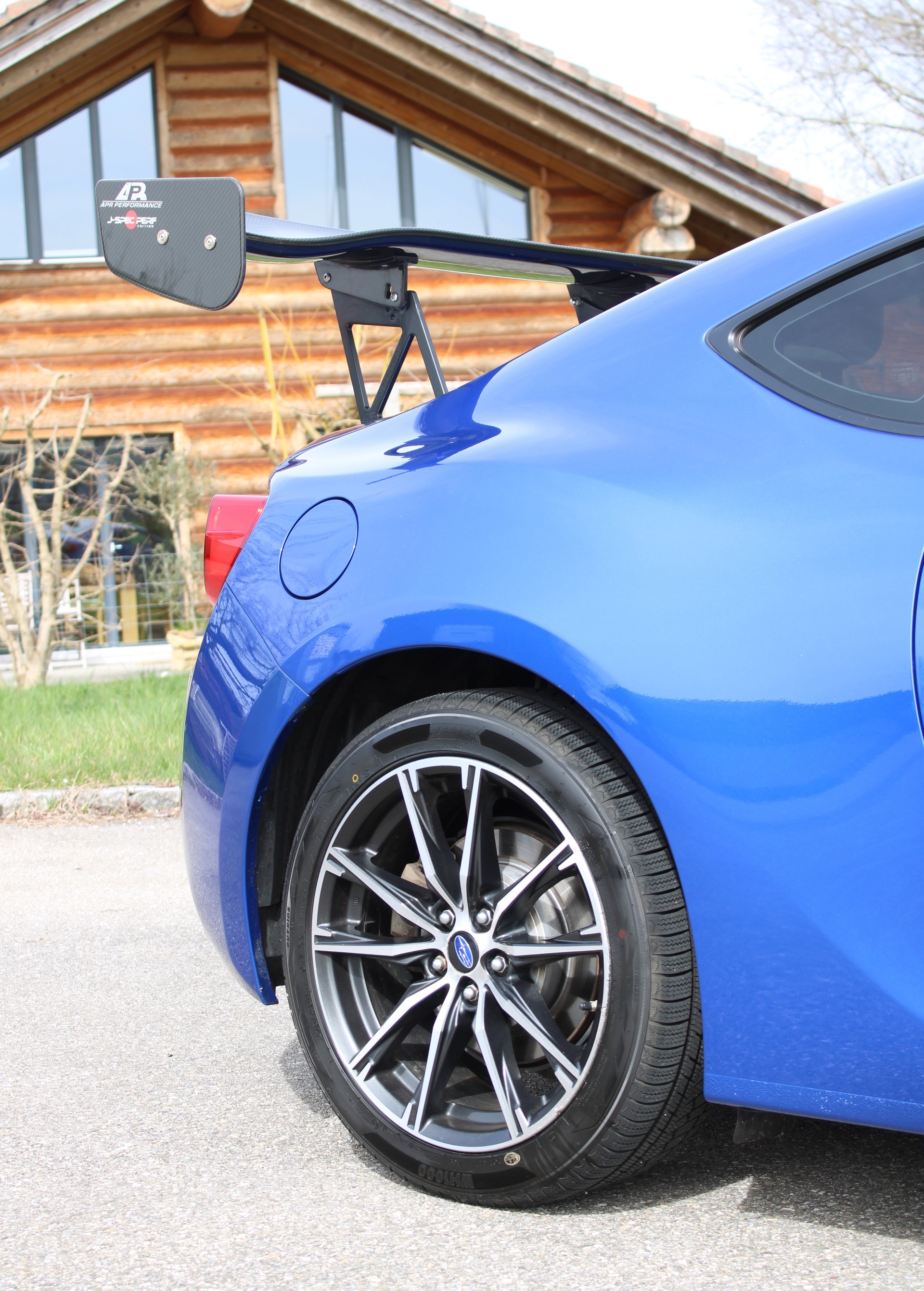 SUBARU BRZ 2.0R-image-9
