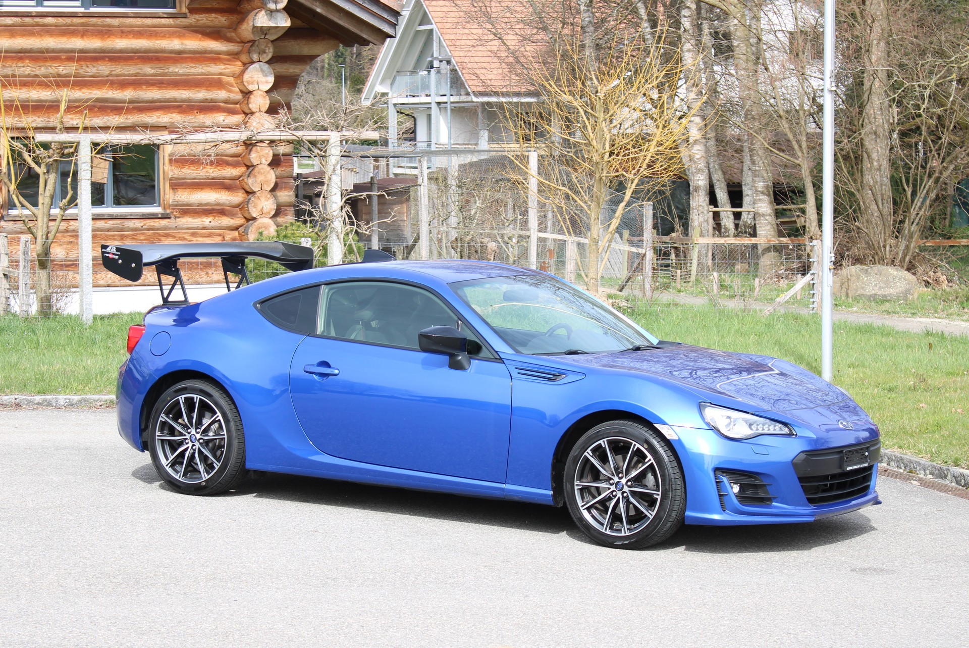 SUBARU BRZ 2.0R-image-2