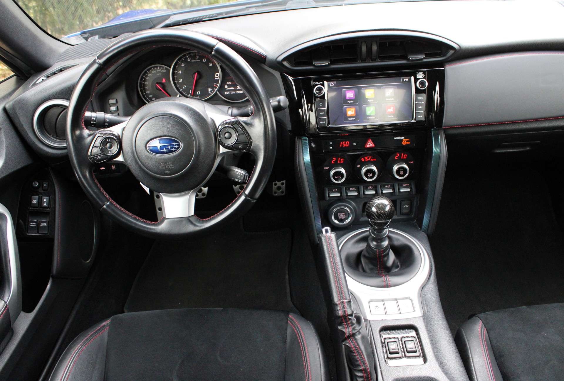 SUBARU BRZ 2.0R-image-11