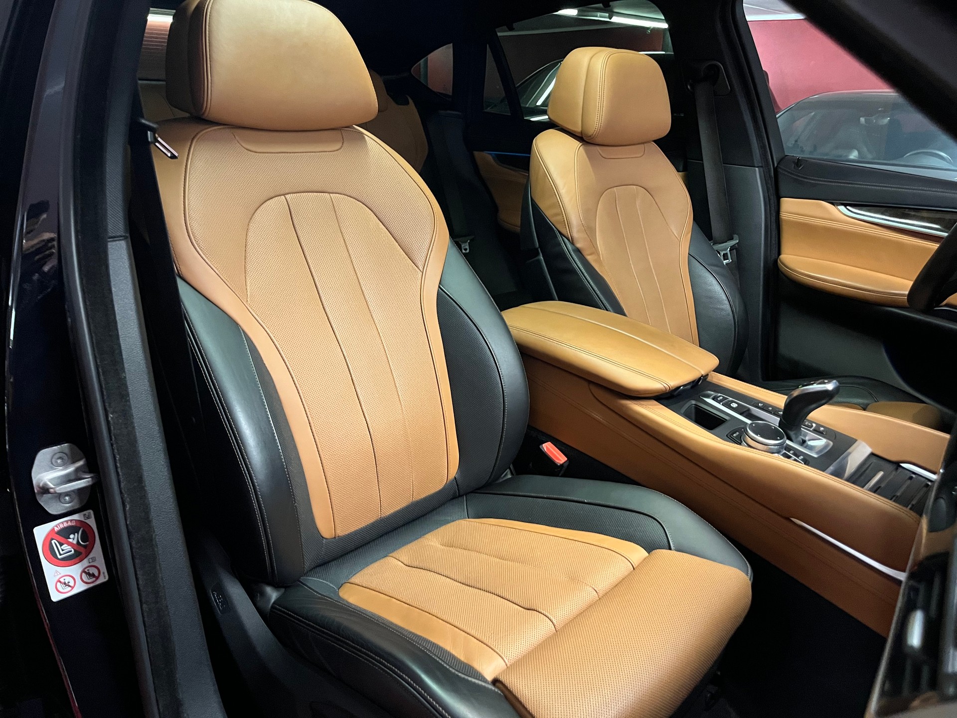BMW X6 xDrive 35i Steptronic-image-15