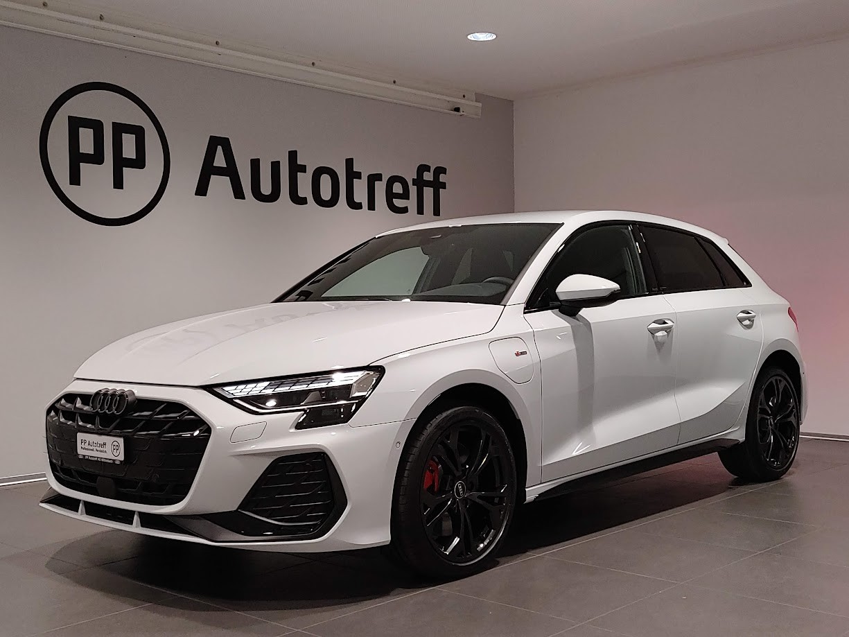 AUDI A3 Sportback 45 TFSI e S line Attraction S-tronic-image-0