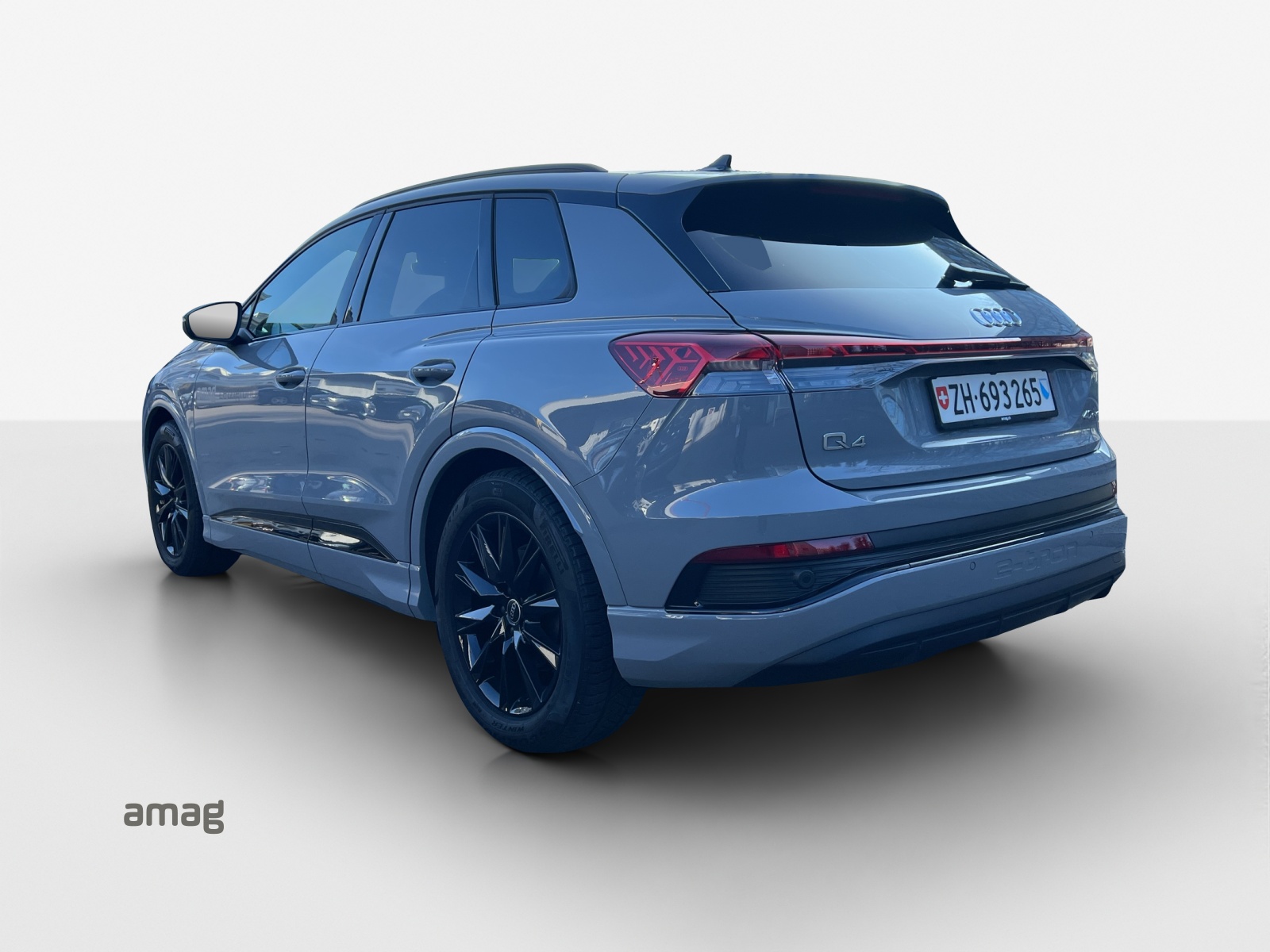 AUDI Q4 e-tron 40-image-2