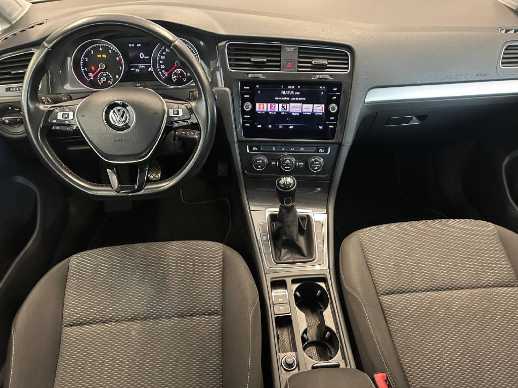 VW Golf VII 1.0 TSI Trendline-image-4