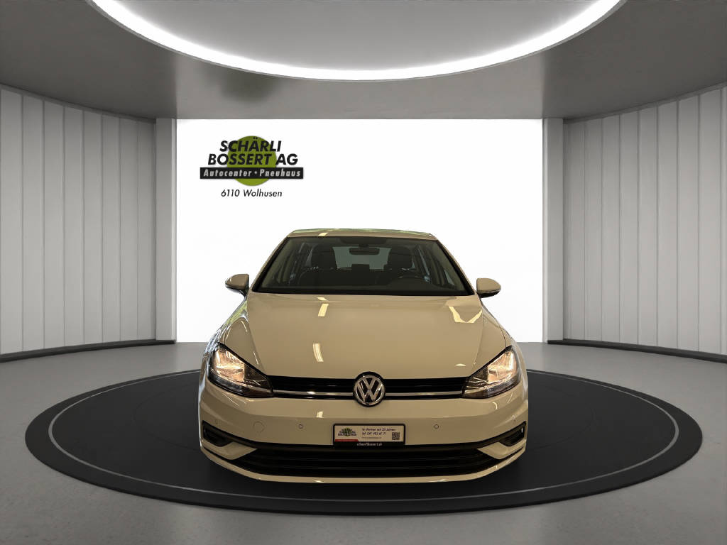 VW Golf VII 1.0 TSI Trendline-image-1
