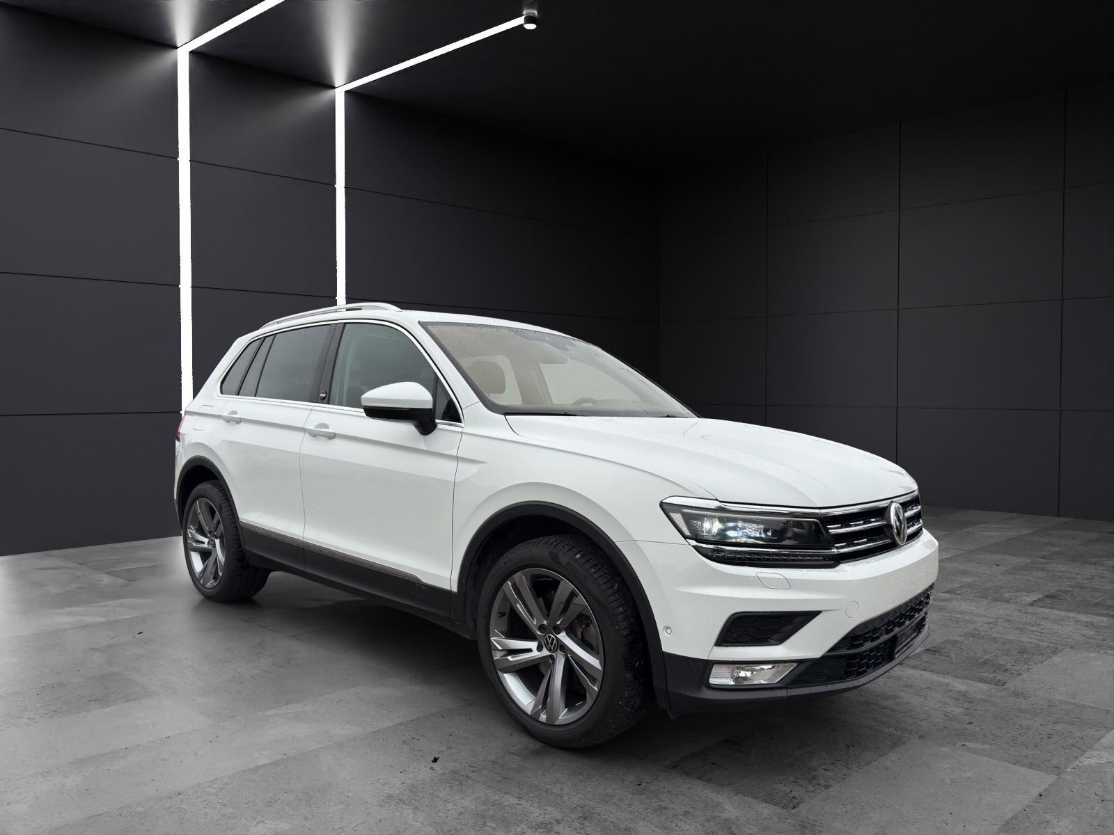 VW Tiguan 2.0TSI Comfortline 4Motion DSG-image-7