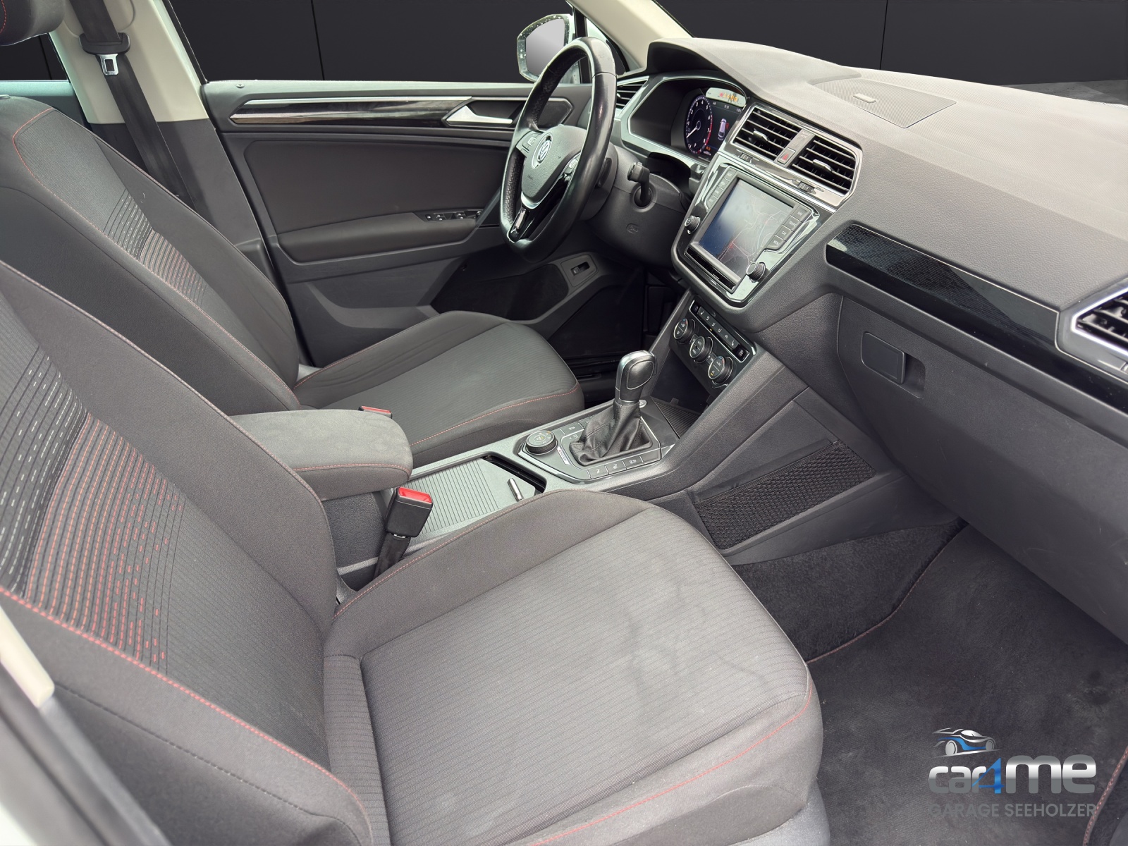 VW Tiguan 2.0TSI Comfortline 4Motion DSG-image-13