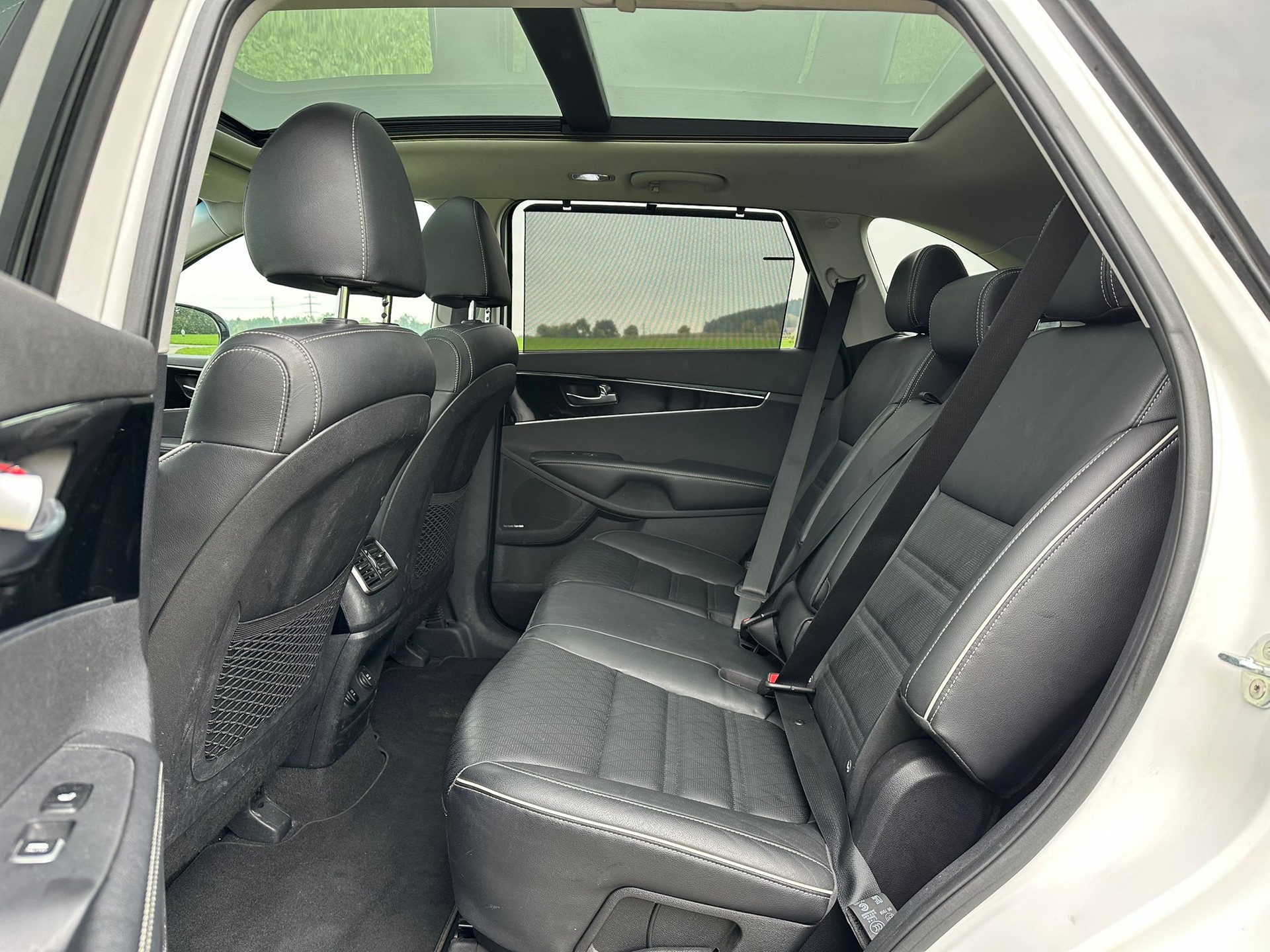 KIA Sorento 2.2 CRDI Style 7P. Automatic-image-12