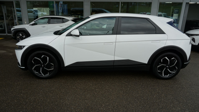 HYUNDAI Ioniq 5 77kW Origo 4WD-image-2