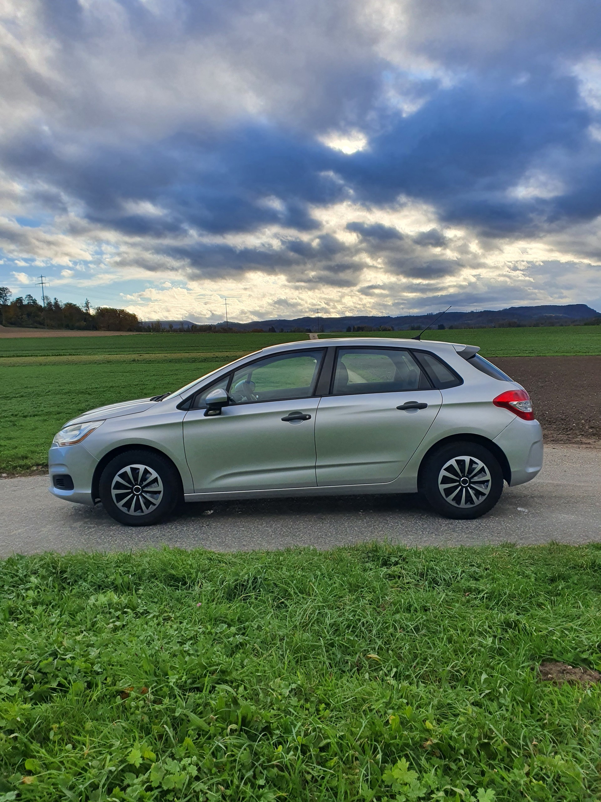 CITROEN C4 Berline 1.4 VTi Attraction-image-8