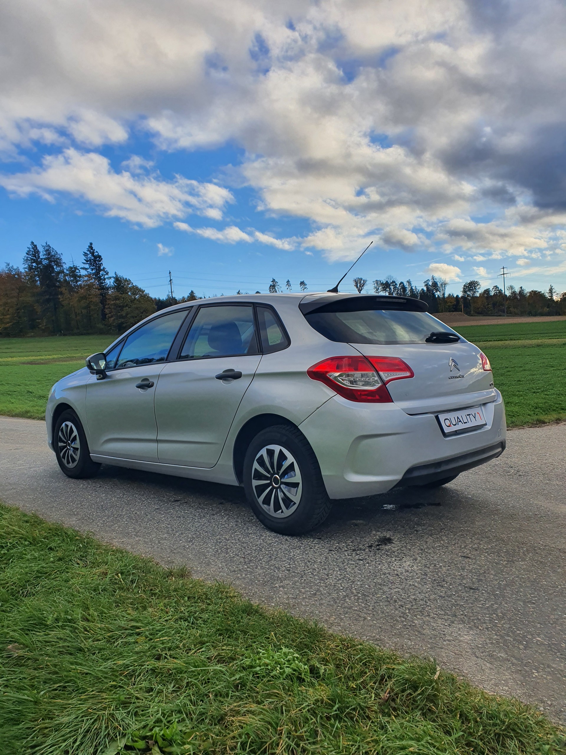 CITROEN C4 Berline 1.4 VTi Attraction-image-6