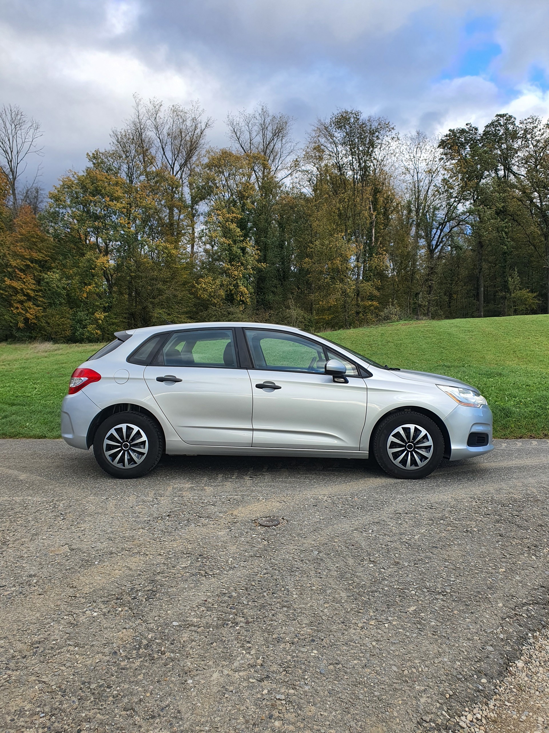 CITROEN C4 Berline 1.4 VTi Attraction-image-2
