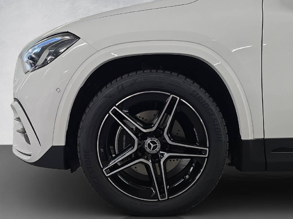 MERCEDES-BENZ GLA 200 AMG Line Night Star-image-7