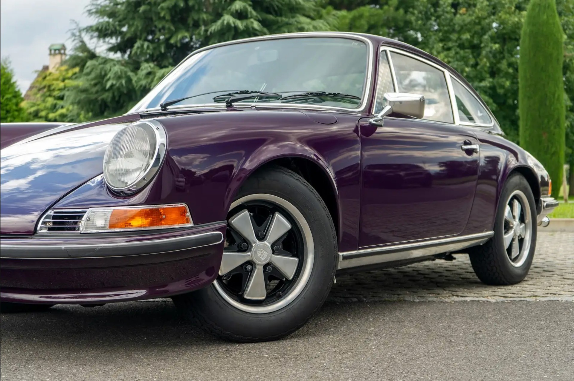 PORSCHE 2.4 S-image-1