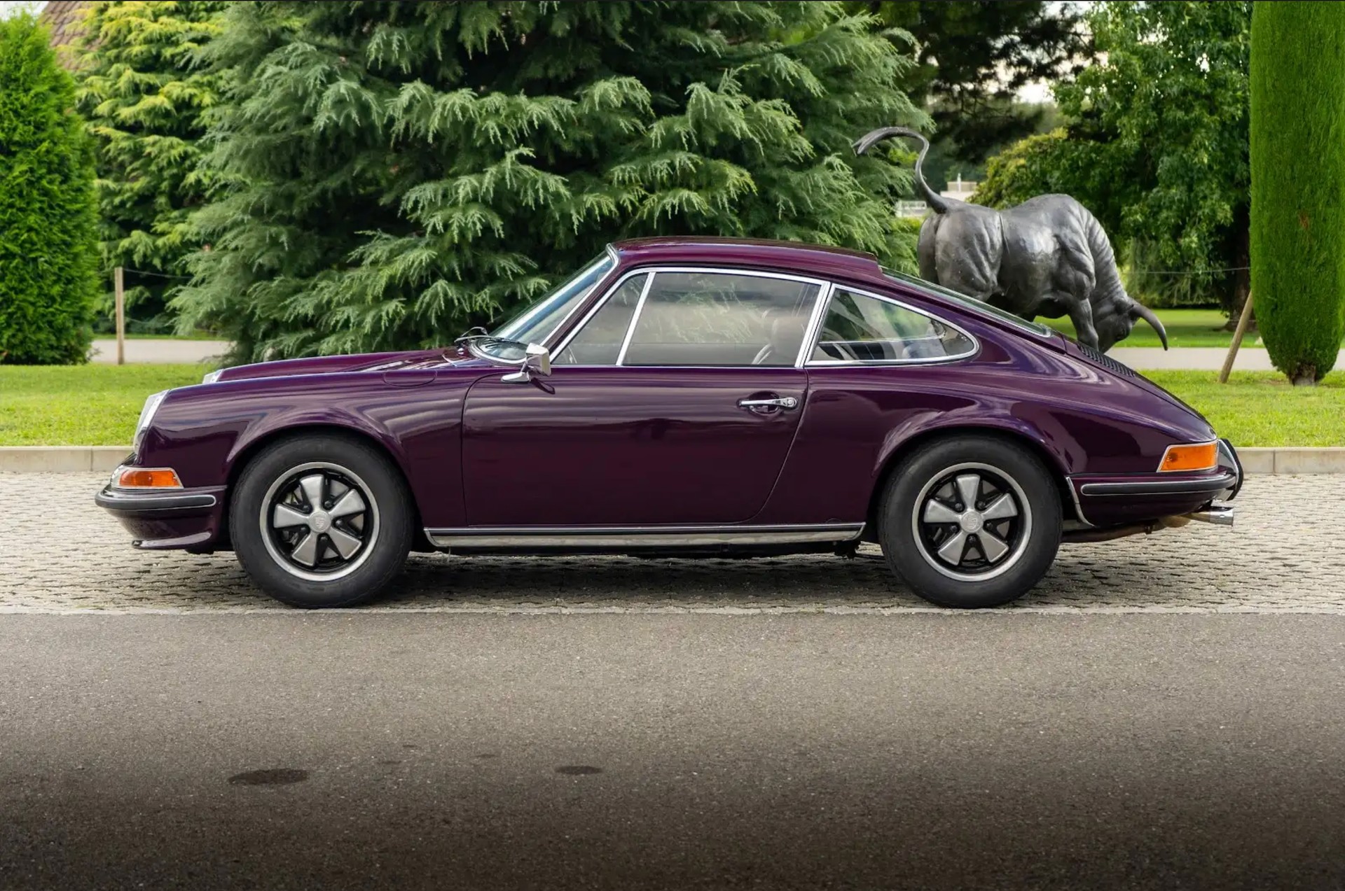 PORSCHE 2.4 S-image-2