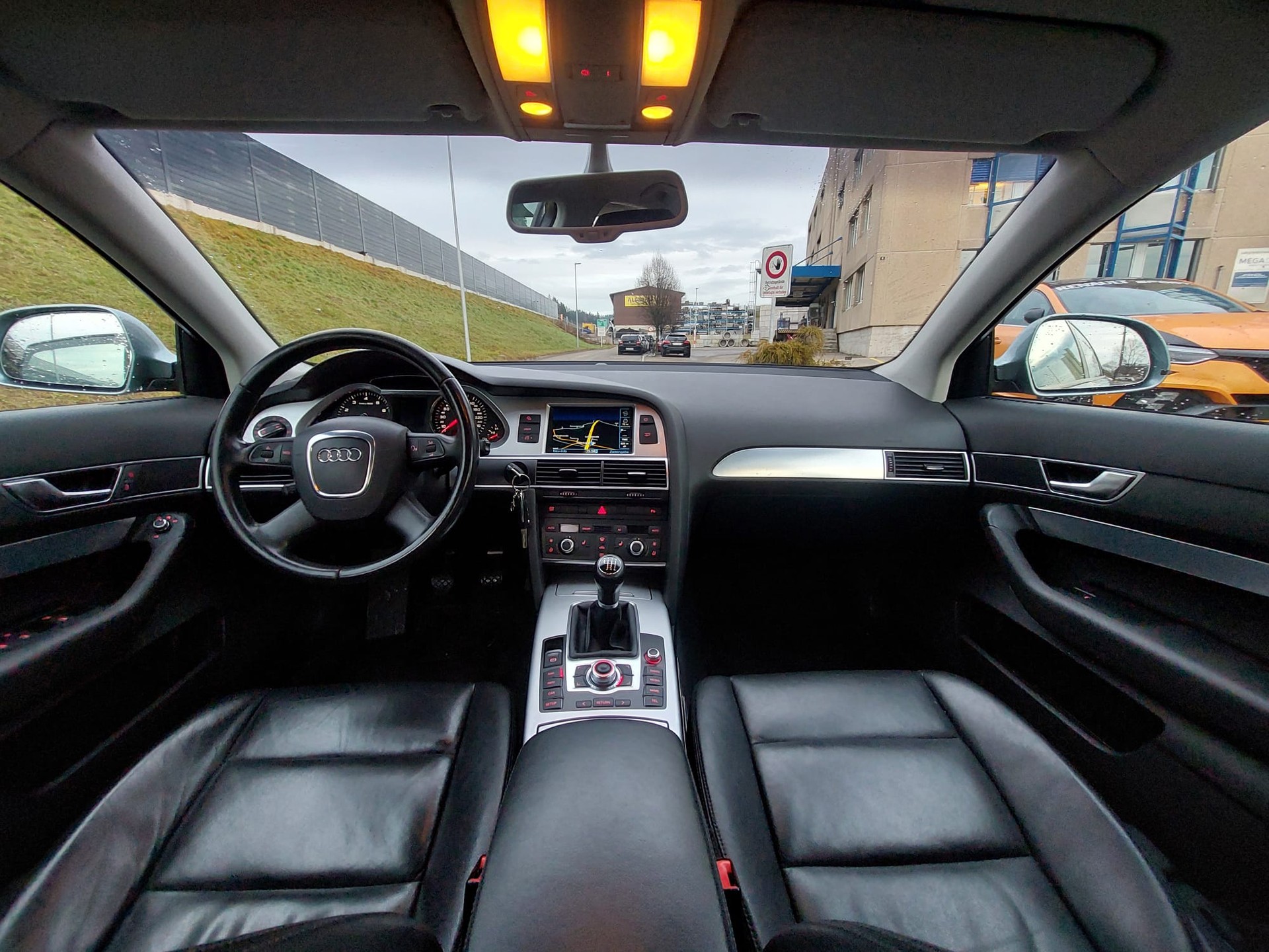 AUDI A6 Limousine 2.0 TFSI-image-6