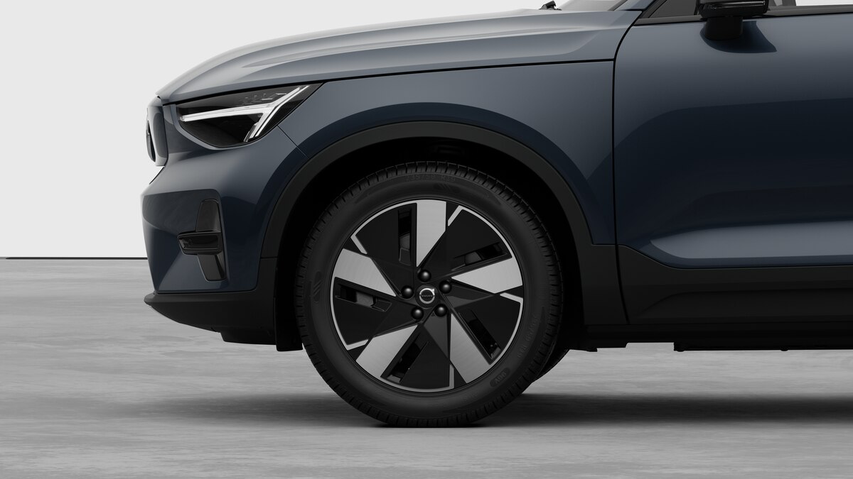 VOLVO EX40 Twin Plus AWD-image-7