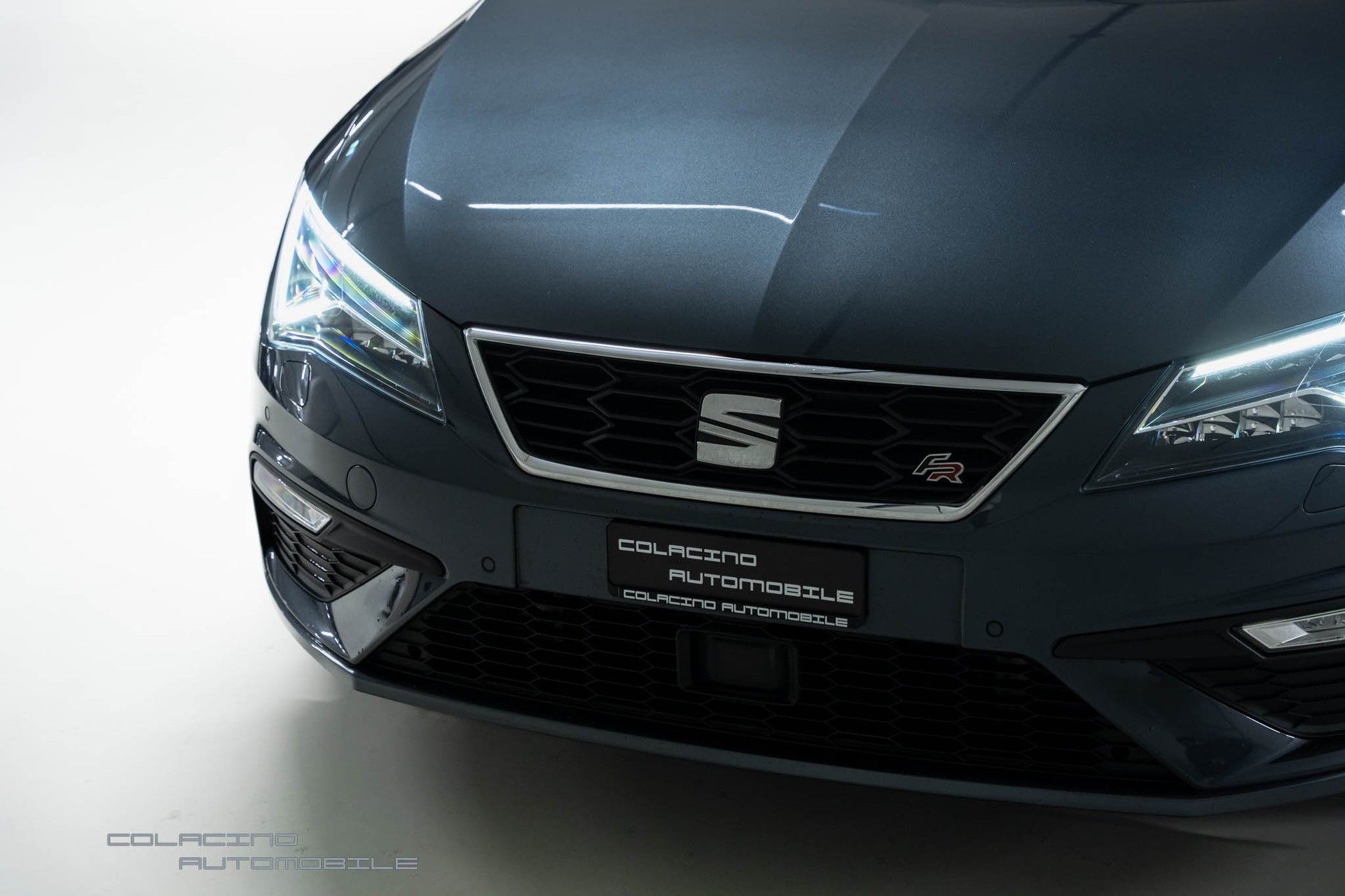 SEAT Leon 2.0 TSI SWISS FR DSG-image-9