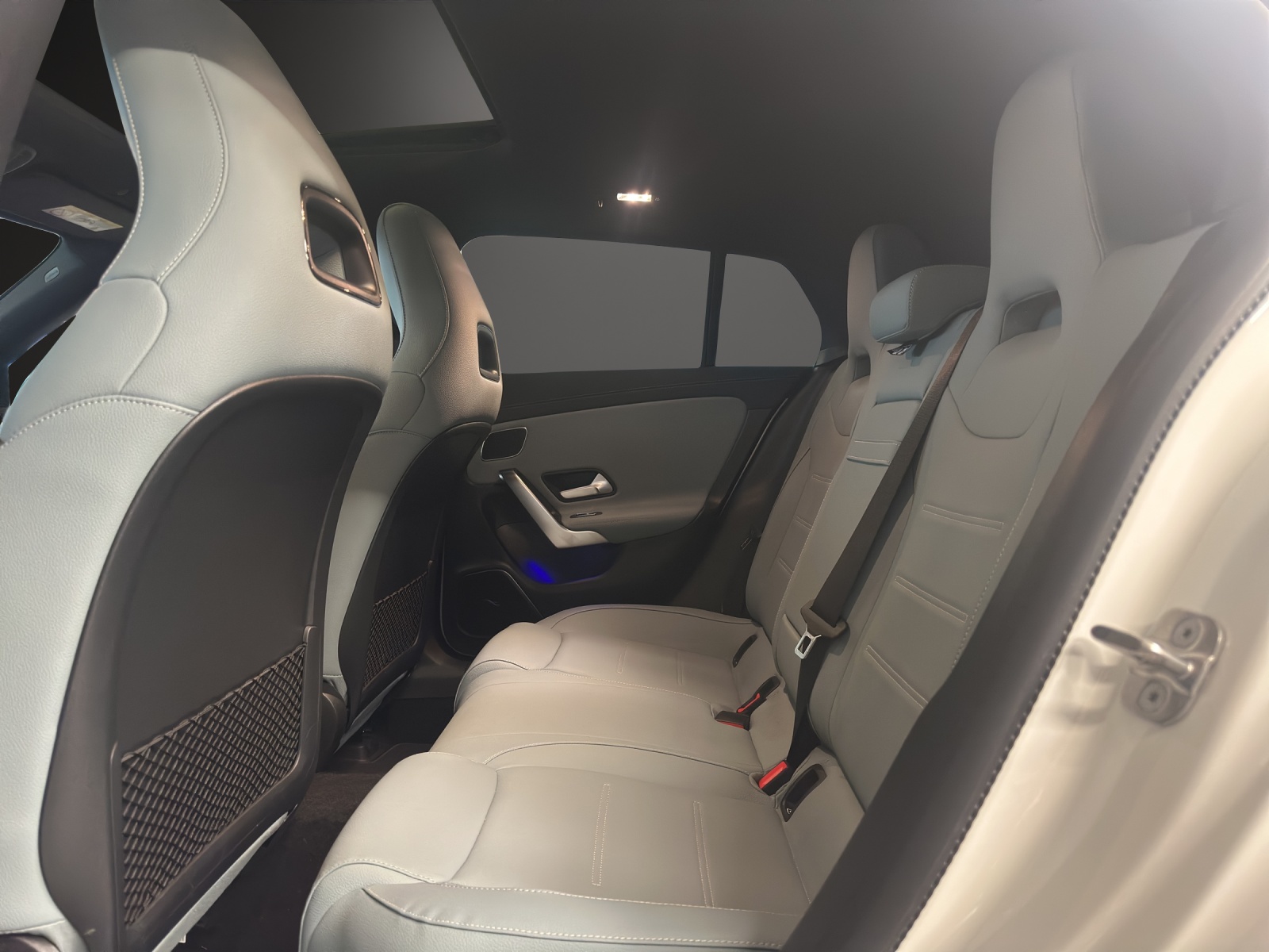 MERCEDES-BENZ CLA SB 250 8G-DCT 4M AMG Line-image-11