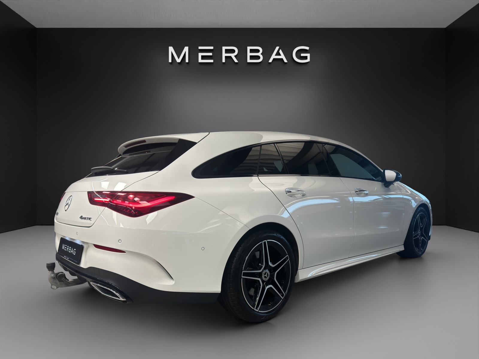 MERCEDES-BENZ CLA SB 250 8G-DCT 4M AMG Line-image-5