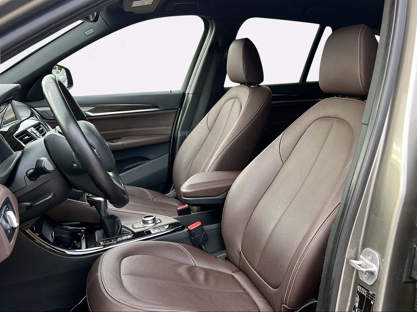 BMW X1 xDrive 25i xLine Steptronic-image-7