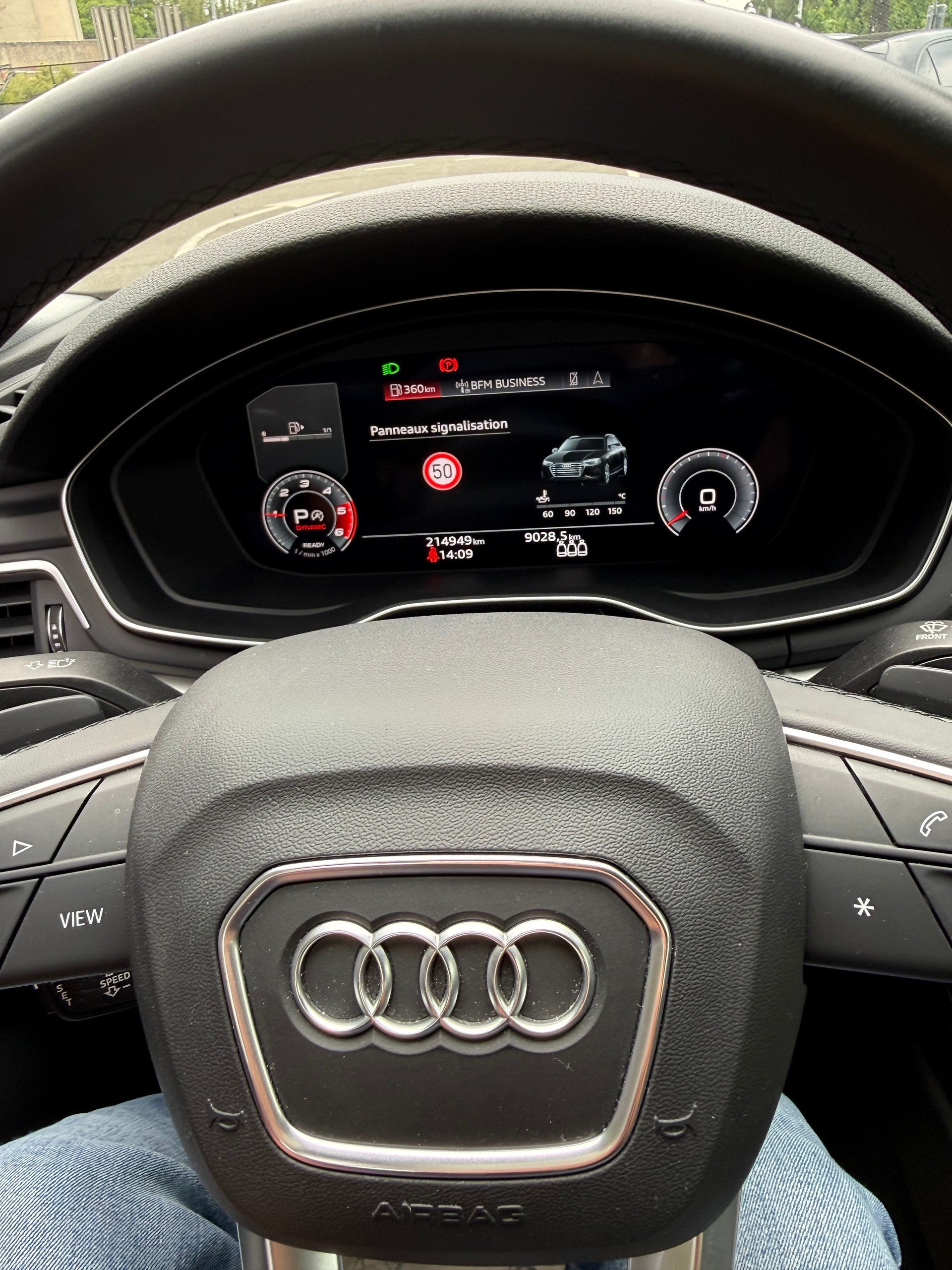AUDI A4 Avant 40 TDI advanced quattro S-tronic-image-13