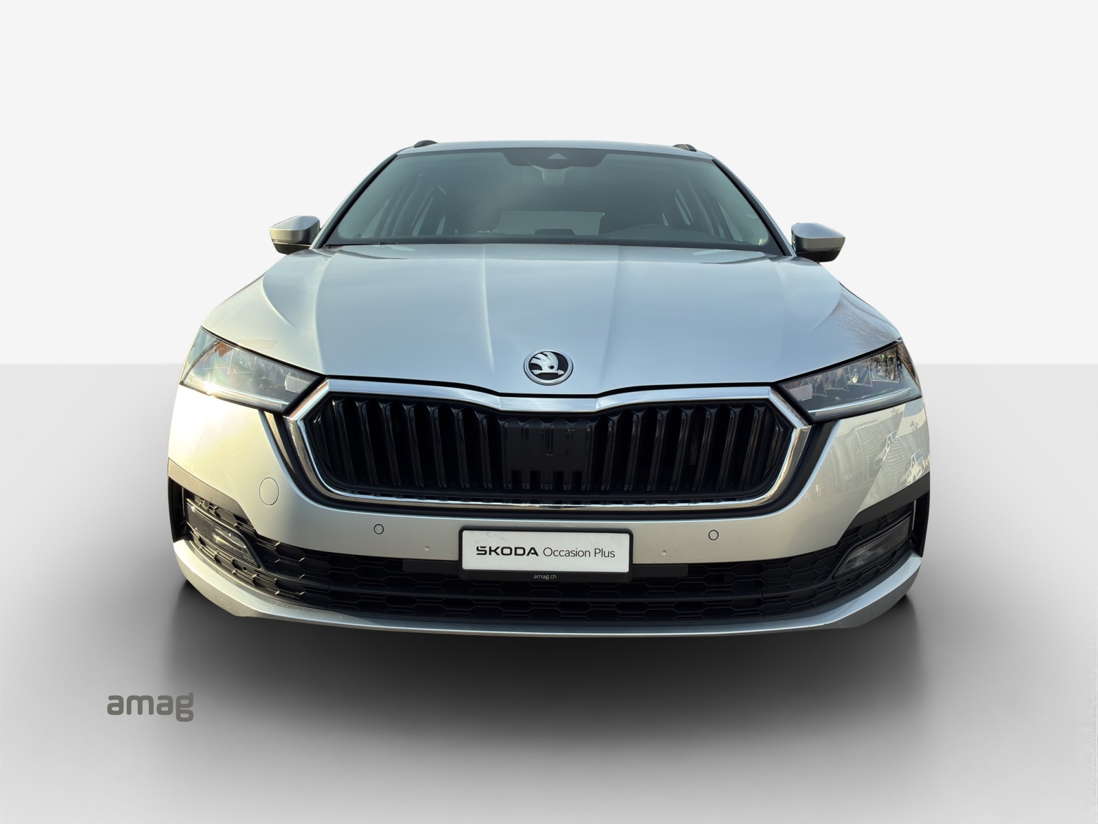 SKODA Octavia Combi 2.0 TDI DSG Ambition 4x4-image-6