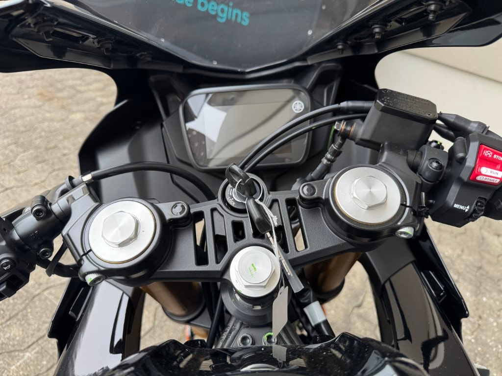 YAMAHA R 125-image-8