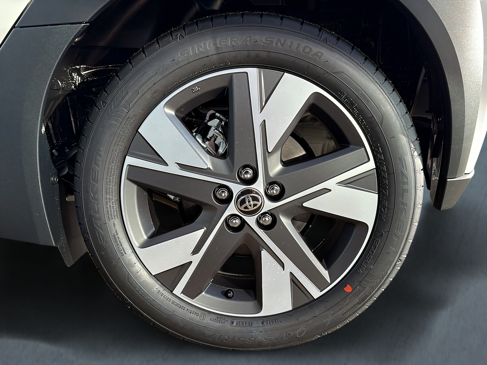 TOYOTA Aygo X 1.5 Comfort e-CVT-image-10