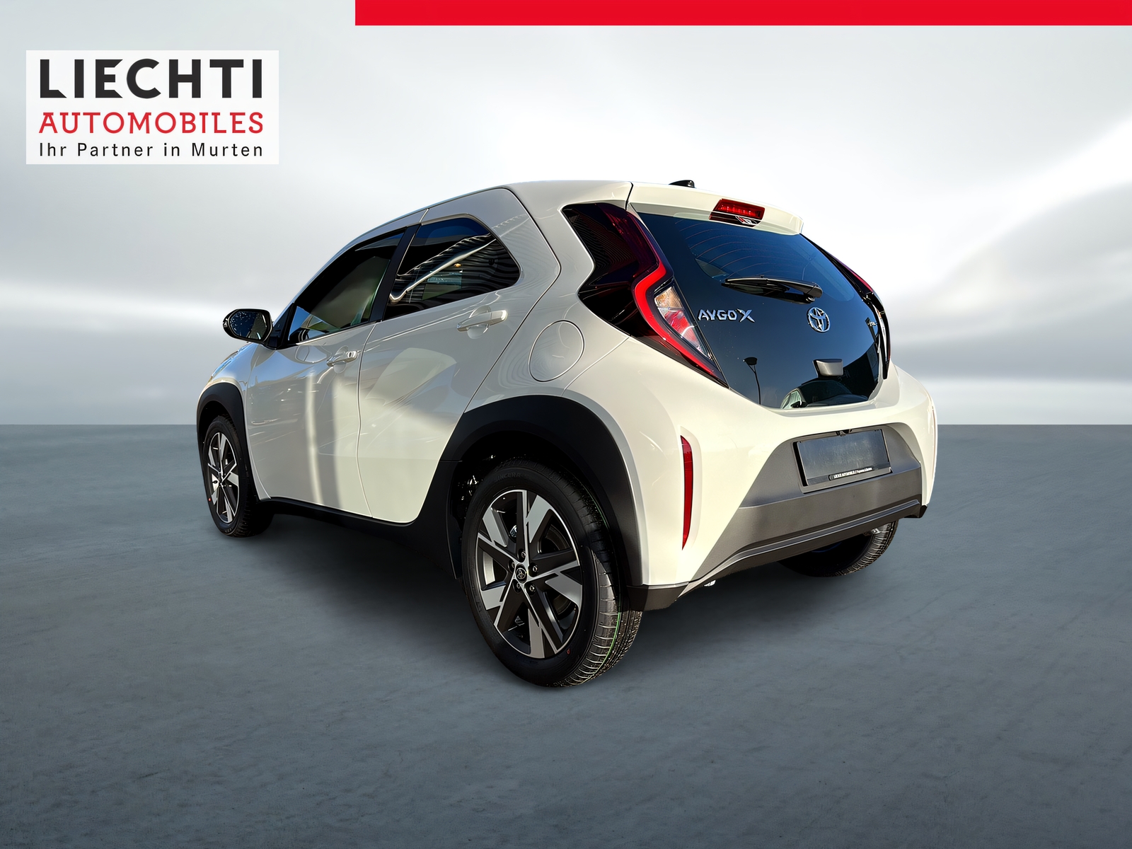 TOYOTA Aygo X 1.5 Comfort e-CVT-image-11