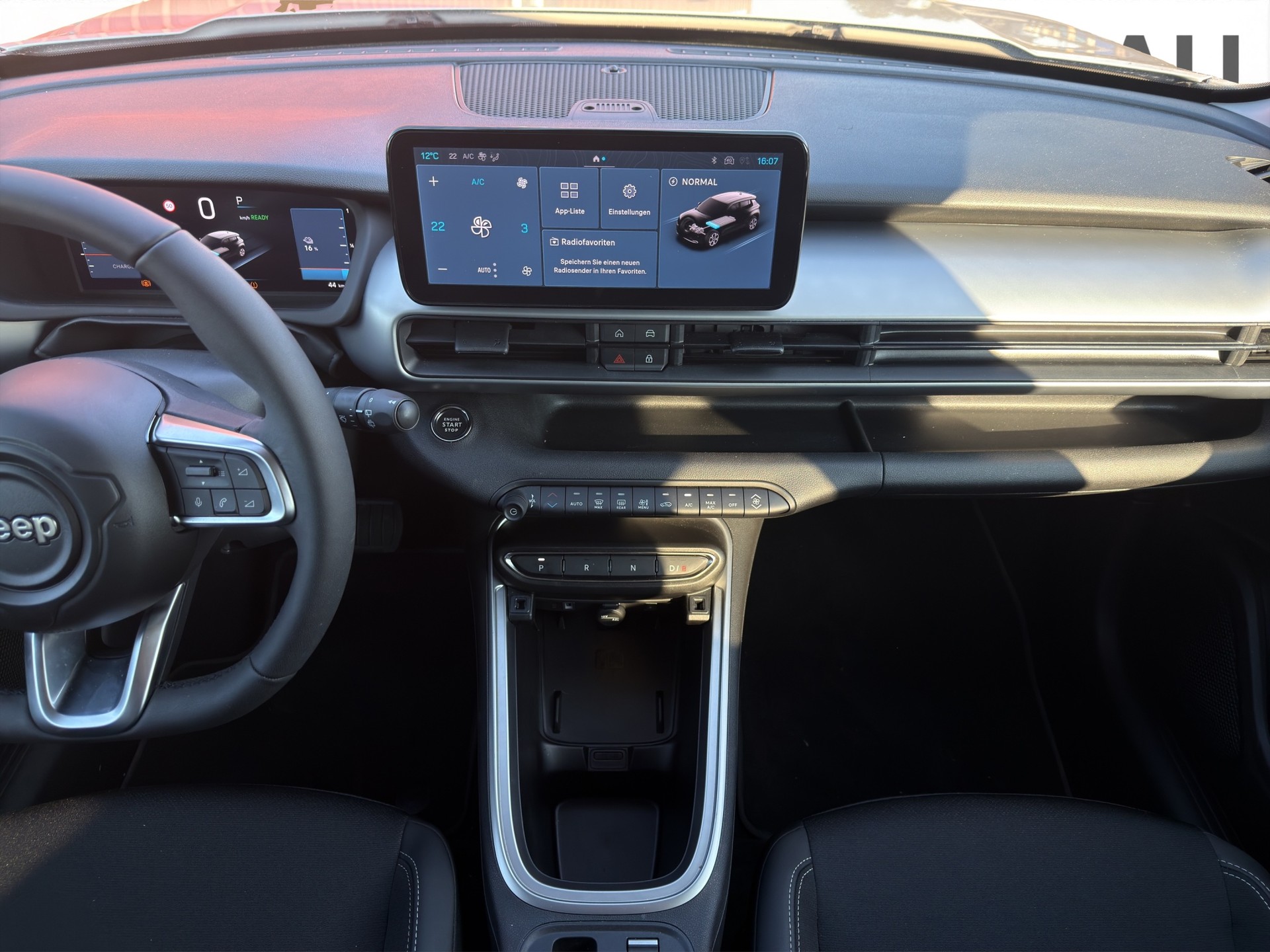 JEEP Avenger Summit-image-15