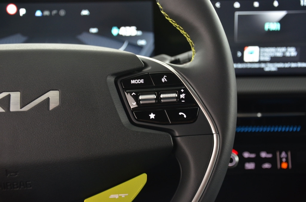 KIA EV6 77.4 kWh AWD GT 4x4 (584PS)-image-23