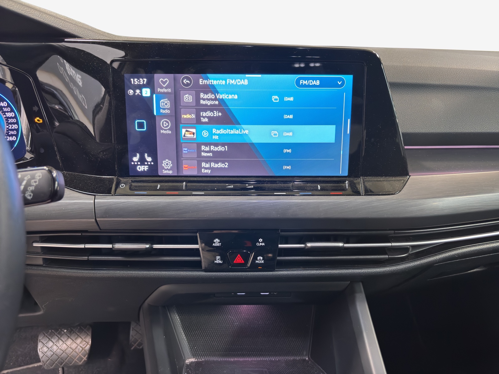 VW Golf 1.4 TSI PHEV Style-image-11
