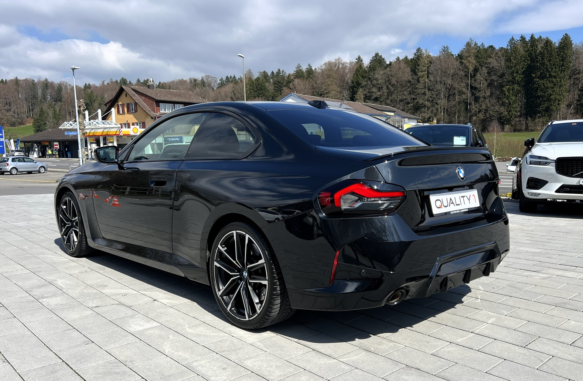 BMW 220d M Sport Pro-image-2