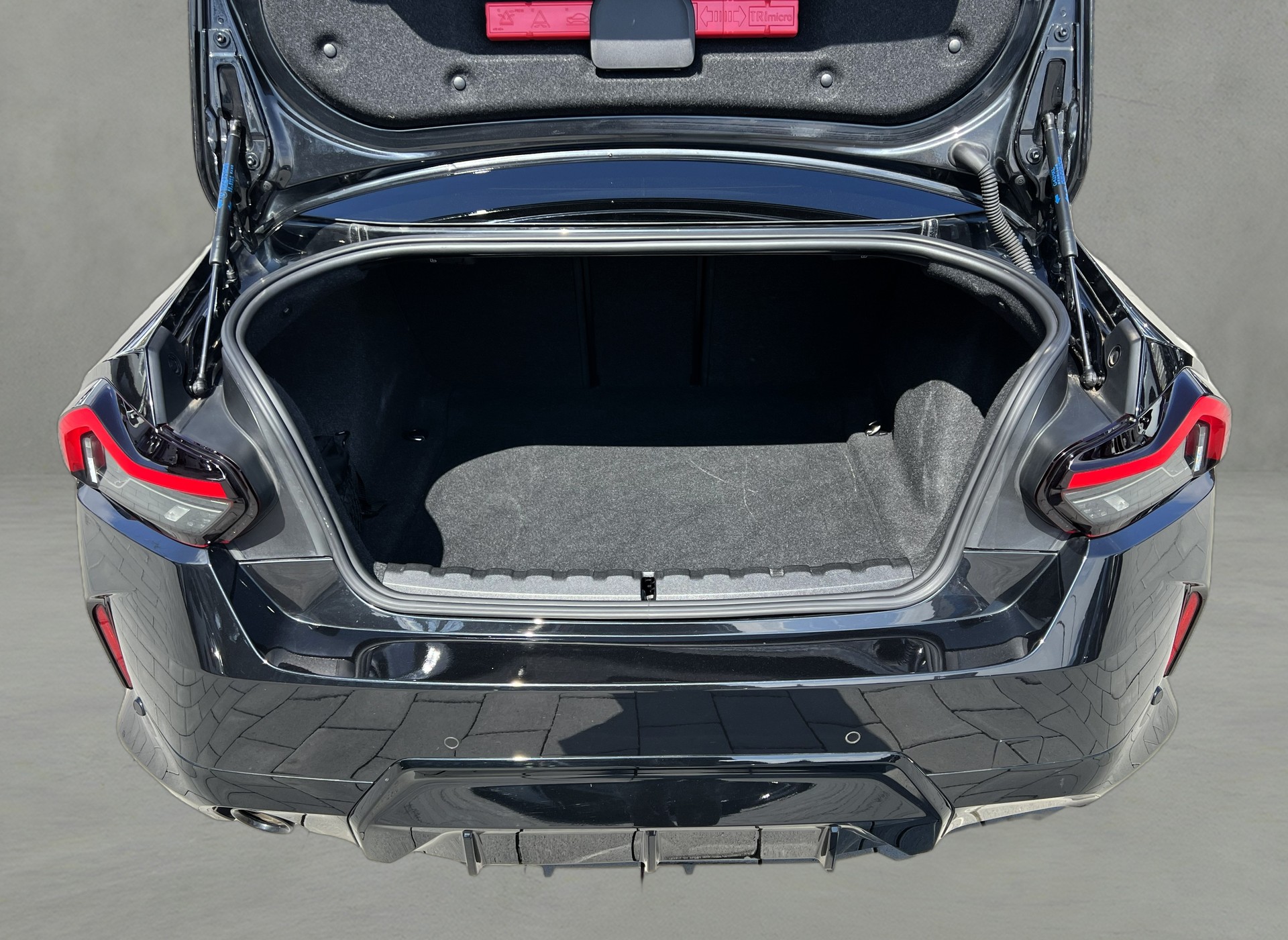 BMW 220d M Sport Pro-image-11