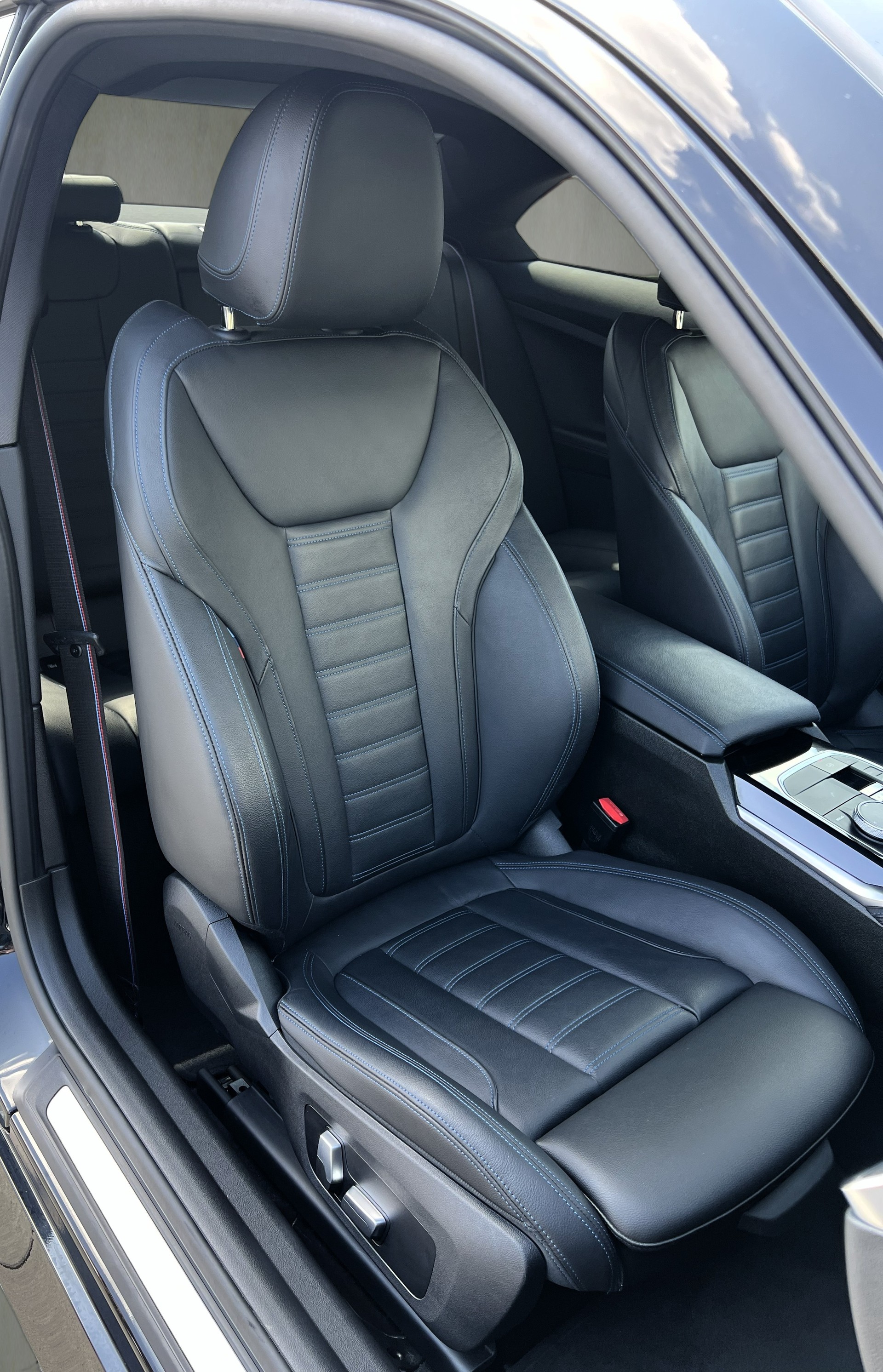 BMW 220d M Sport Pro-image-14
