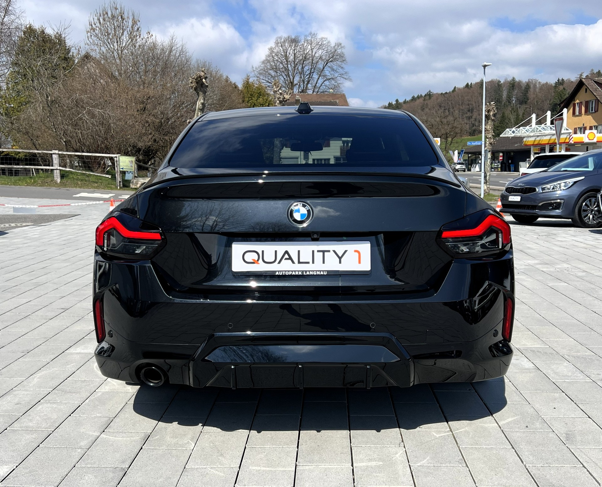 BMW 220d M Sport Pro-image-3