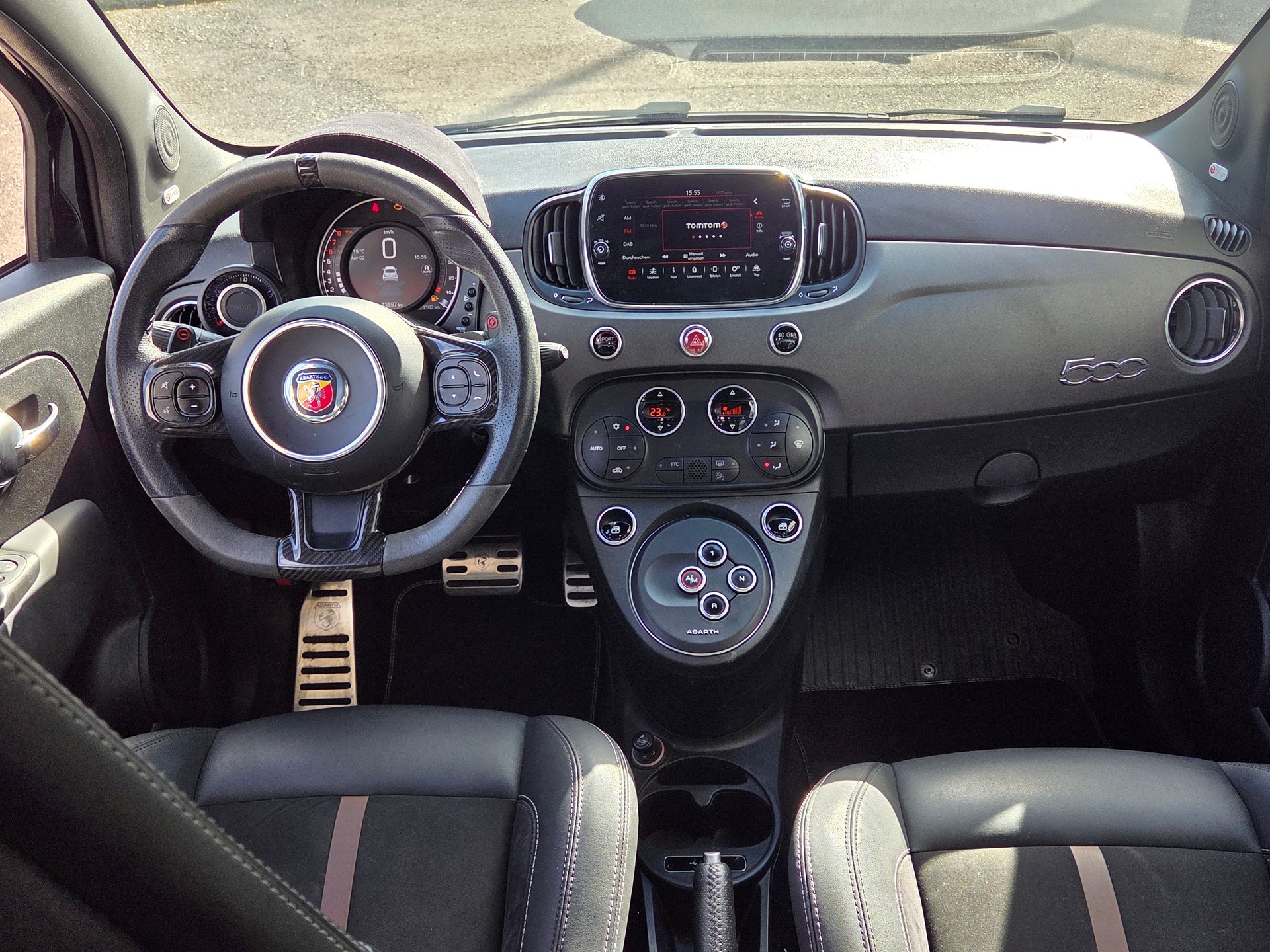 FIAT 695 1.4 16V Turbo Abarth 70 Anniversario Dualogic-image-11