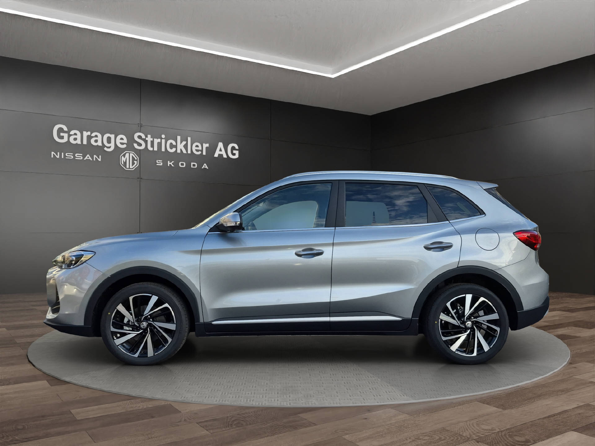 MG ZS 1.5 Hybrid+ Luxury-showroom-element-1