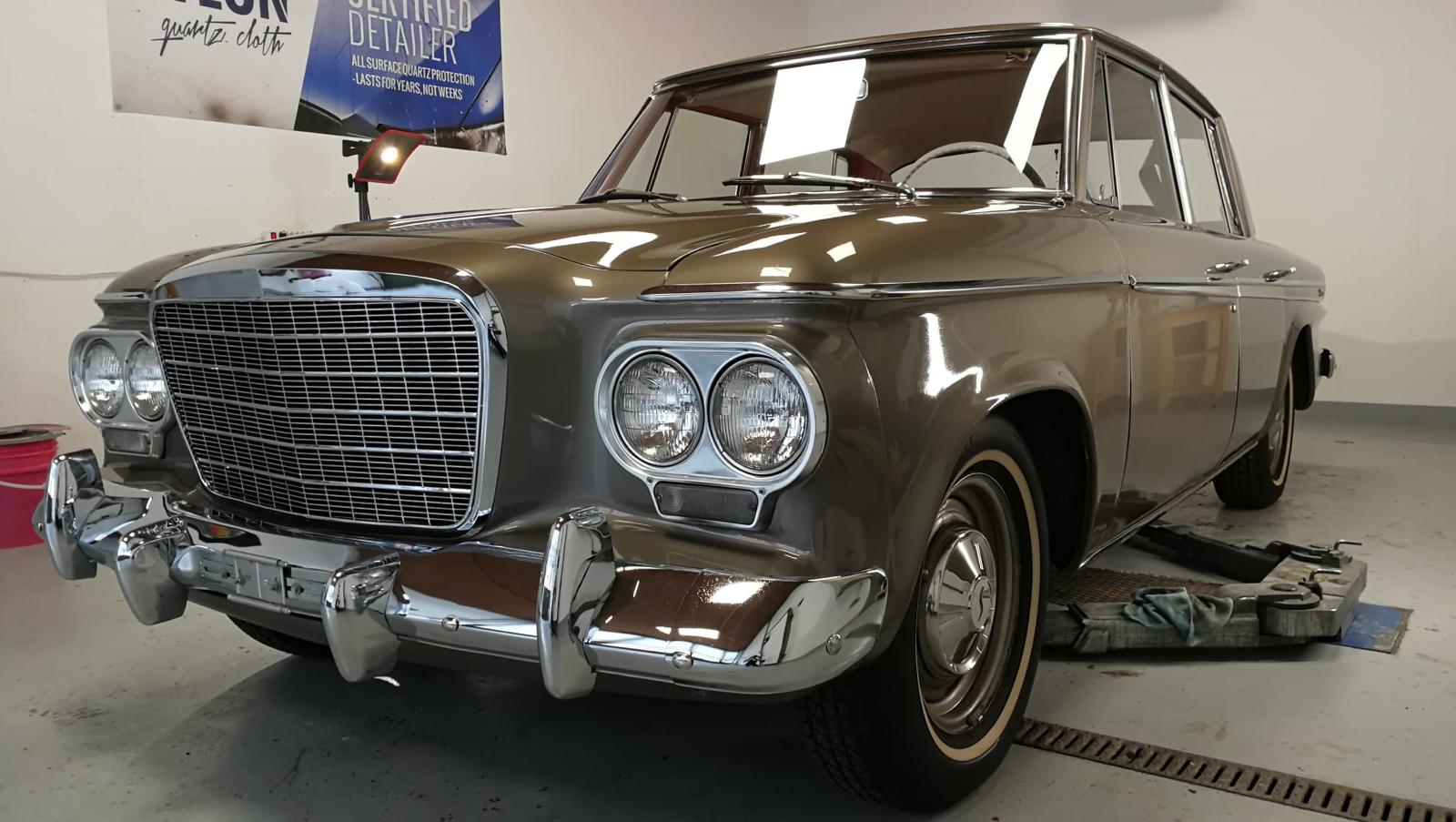 STUDEBAKER Lark Cruiser V8 1963