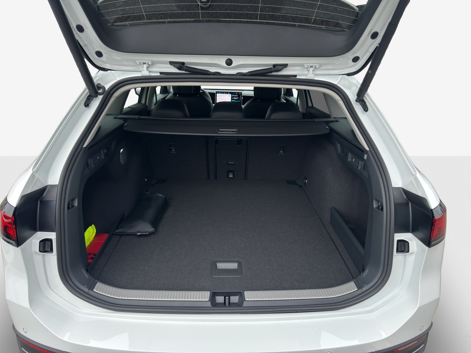 VW Passat Variant 2.0 TDI evo Business DSG-image-12