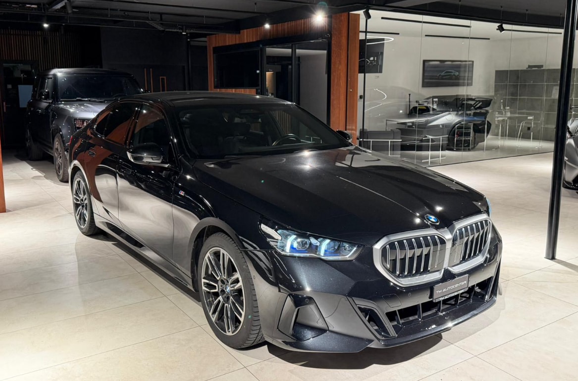 BMW 520d 48V M Sport Steptronic-image-1