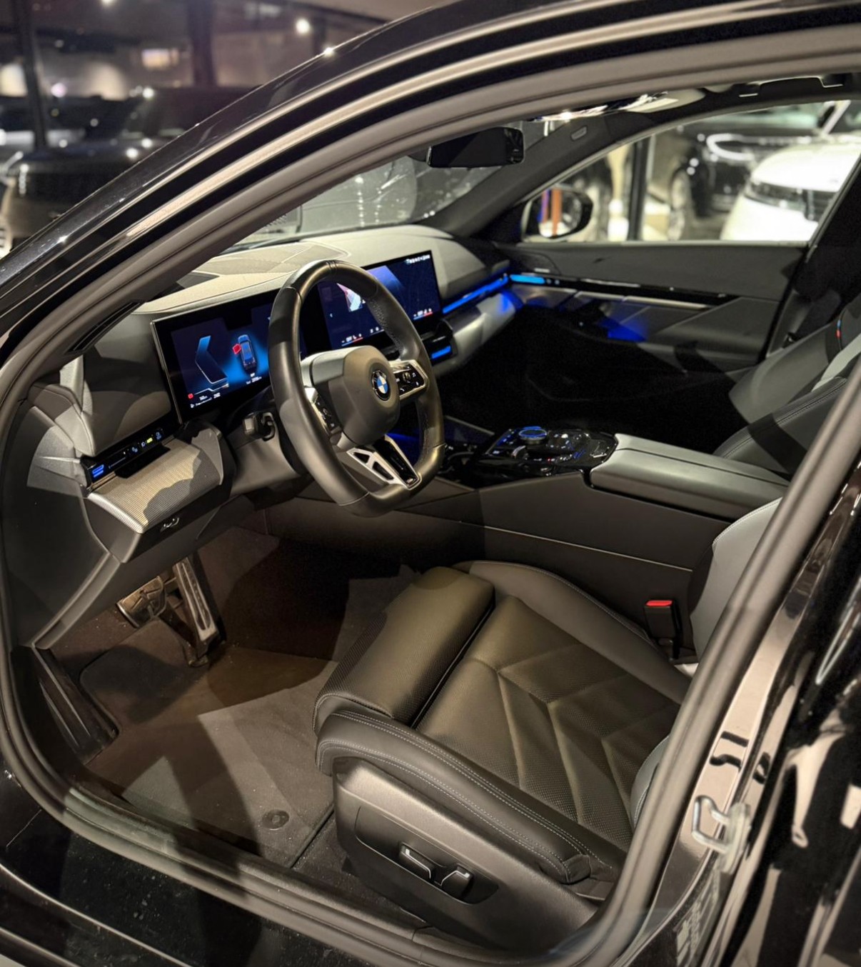 BMW 520d 48V M Sport Steptronic-image-5