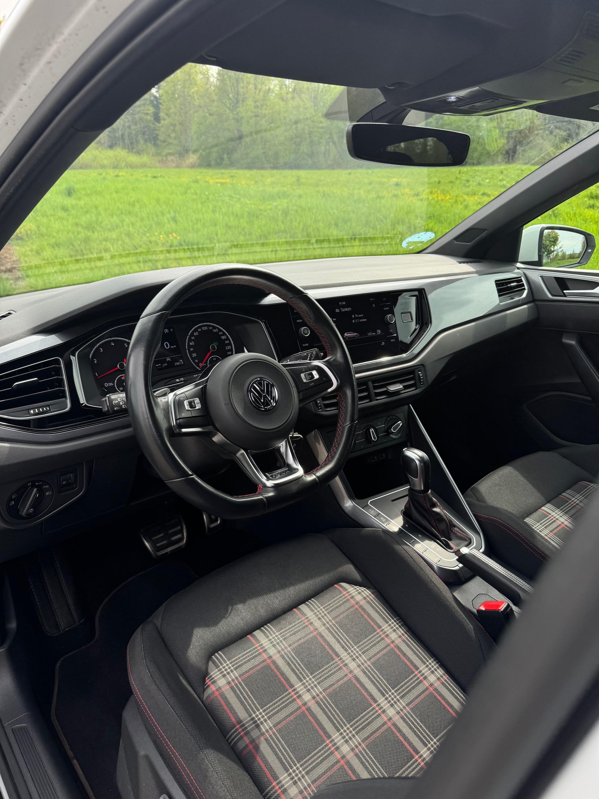 VW Polo 2.0 TSI GTI DSG / ab MFK bei Verkauf-image-6