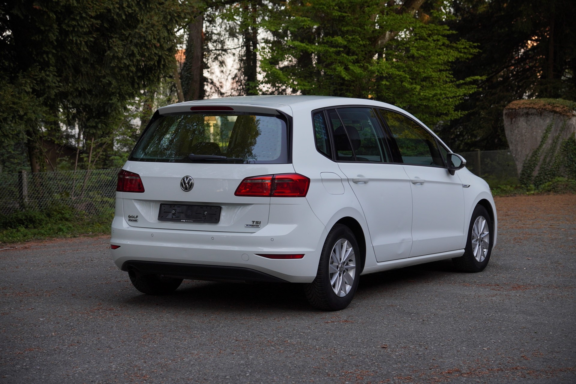 VW Golf Sportsvan 1.0 TSI Comfortline DSG-showroom-element-2