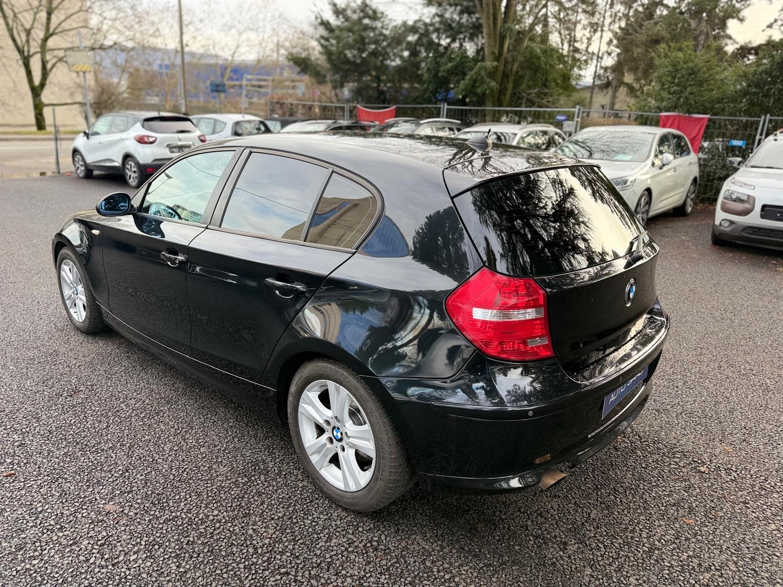 BMW 118i Steptronic-image-4